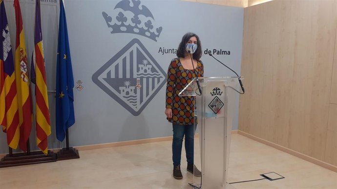 La regidora de Modelo de Ciudad, Vivienda Digna y Sostenibilidad de Cort, Neus Truyol, en rueda de prensa (imagen de archivo).