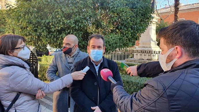 El coordinador regional de IU en C-LM, Juan Ramón Crespo