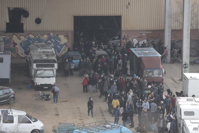 Desalojo de la rave que se celebraba desde la noche de fin de año en Llinars del Valls, Barcelona (España), a 2 de enero de 2021.