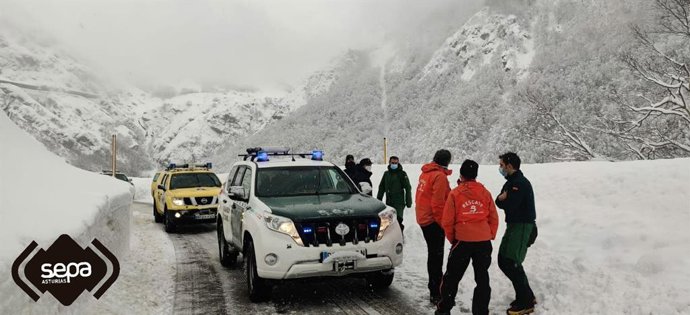 Dispositivo de búsqueda del trabajador desaparecido en Aller.
