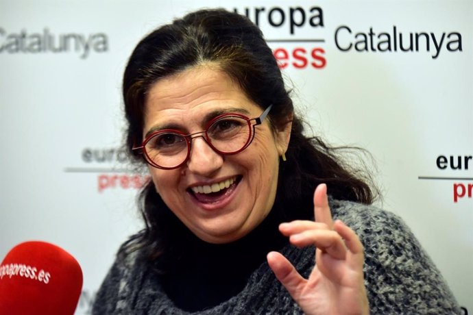 La cap de llista dels comuns a Girona per a les eleccions del 14F, Rosa Lluch, en una entrevista d'Europa Press a Barcelona (Espanya) a 5 de gener del 2021.