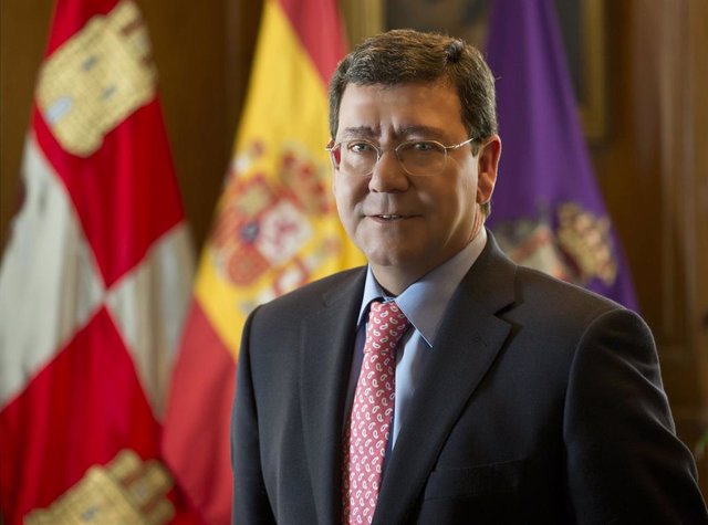El presidente de la Diputación de Burgos, César Rico.
