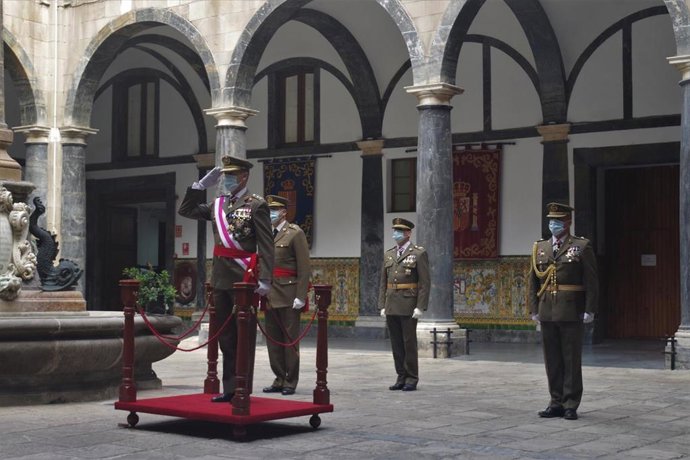 El inspector general del Ejército, Fernando Aznar Ladrón de Guevara, durante el acto por la Pascua Militar en Barcelona.