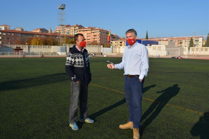 El Ayuntamiento de Alcañiz cambiará de césped del campo de fútbol de la Ciudad Deportiva Santa María este año.