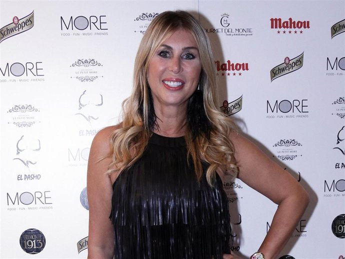 ROSTROS CONOCIDOS ACUDEN A A LA INAUGURACIÓN DE NUEVO RESTAURANTE EN LA CAPITAL