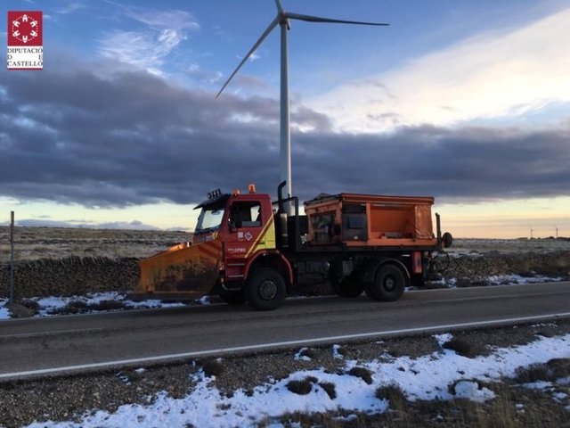 Dispositivo de bomberos de Castellón para esparcir sal