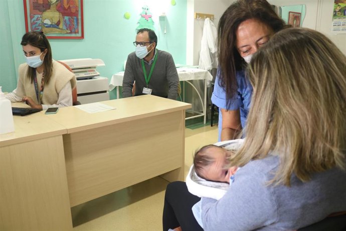 Sala de anquiloglosia para el tratatamiento del frenillo lingual en lactantes