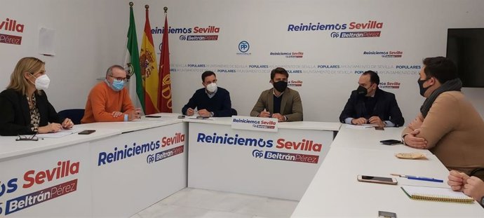 Reunión de grupo de trabajo de los populares para analizar retos de 2021