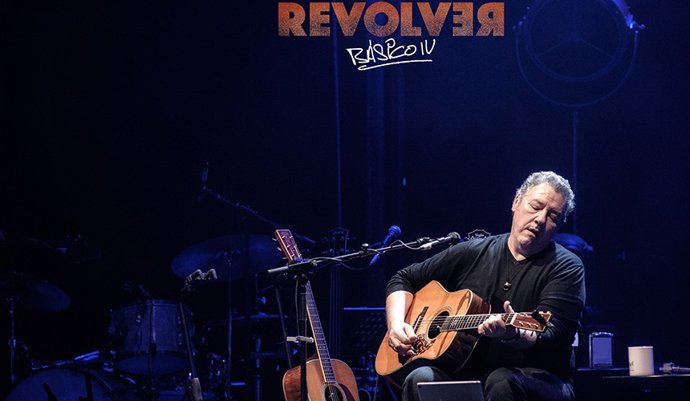 Actuación de "Revólver"