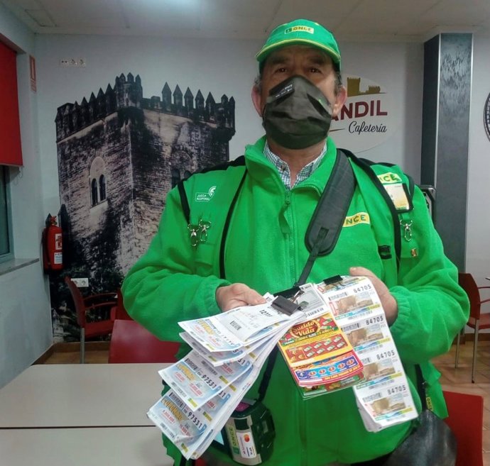 El vendedor de la ONCE Alfonso Gómez.