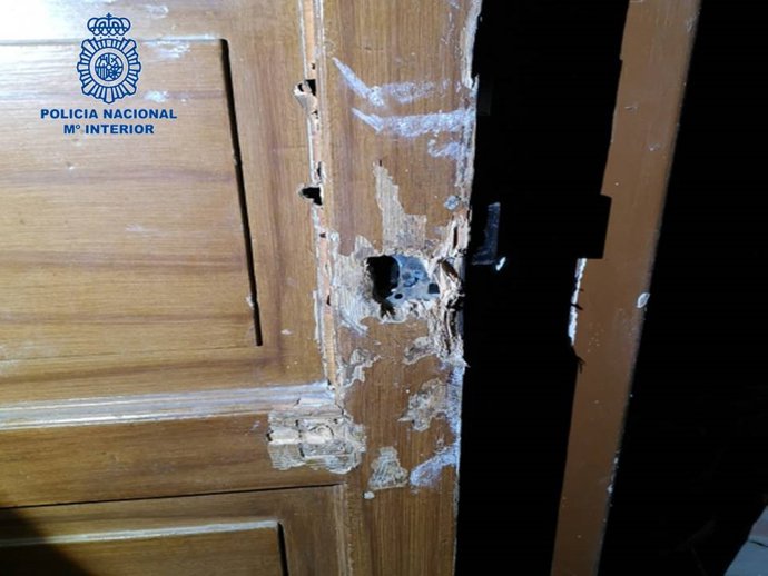 Imagen de la puerta.