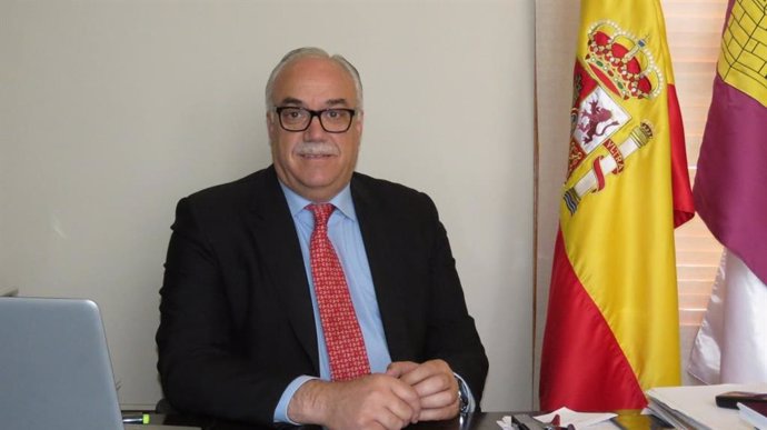 Foto de archivo del alcalde de Manzanares, Julián Nieva