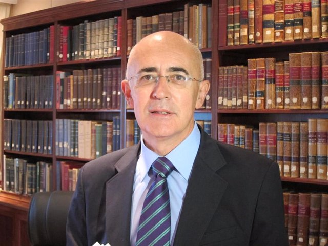 Carlos Arjona, Presidente Colegio Médicos Cáceres