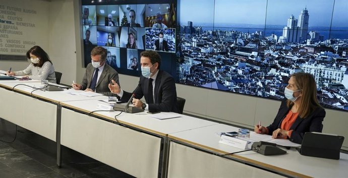 El secretario general del PP, Teodoro García Egea, preside una reunión con consejeros de Educación del PP. Le acompañan Antonio González-Terol, Ana Pastor y Sandra Moneo. En Madrid, a 9 de octubre de 2020.