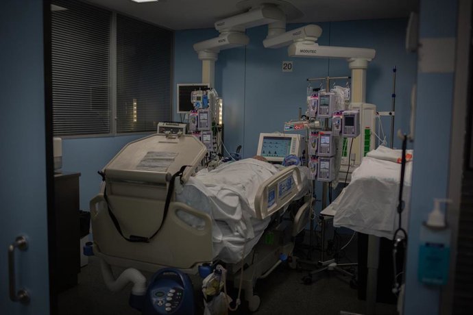 Un paciente ingresado en una Unidad de Cuidados Intensivos.