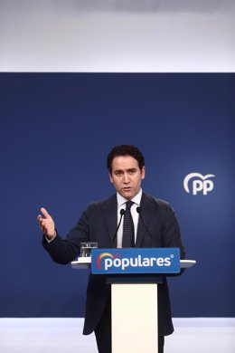 El secretario general del PP, Teodoro García Egea, comparece en rueda de prensa posterior a la reunión del Comité de Dirección del partido, en su sede en Génova, en Madrid (España), a 14 de diciembre de 2020.