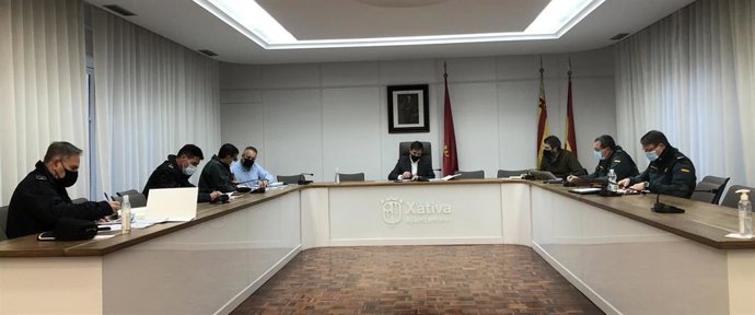 El Ayuntamiento se reúne con los cuerpos y fuerzas de seguridad para coordinar el dispositivo de cierre perimetral de Xtiva