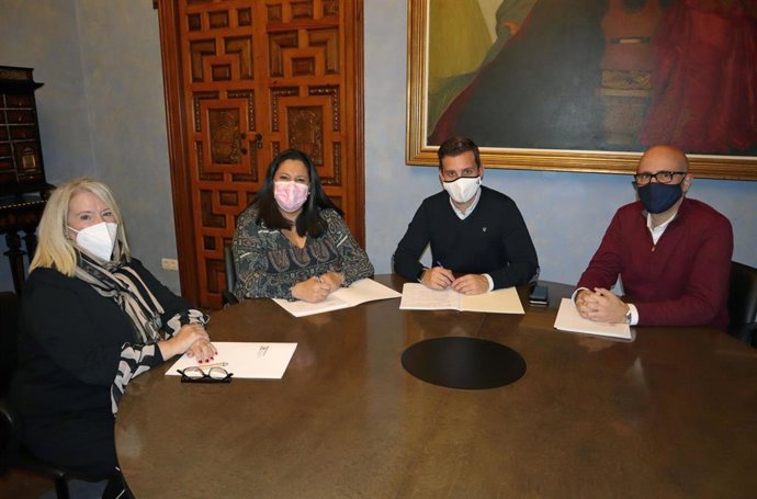 Iprodeco y la Asociación Provincial de Joyeros suman esfuerzos para promocionar el sector.