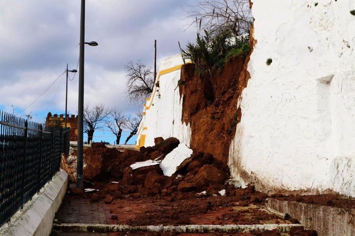 Muro derribado en Alcalá