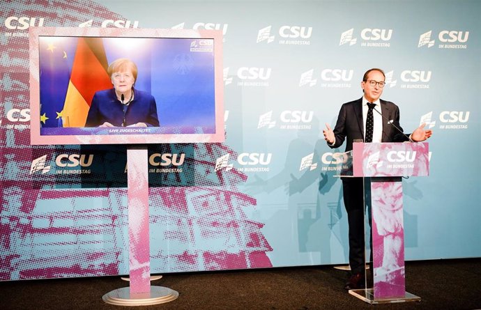Angela Merkel y Alexander Dobrindt