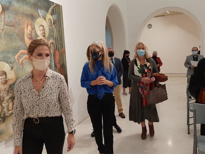 Patricia del Pozo con Ana Mestre y Mercedes Colombo en el Museo