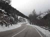Abiertas en Jaén todas las carreteras de la Junta mientras se interviene en la A-6050 para despejar la nieve