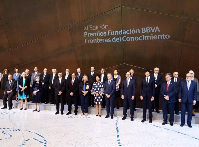 Personalidades y galardonados en la entrega de los Premios Fundación BBVA Fronteras del Conocimiento de 2019