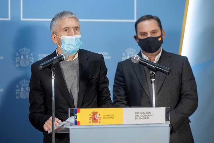 El ministro del Interior, Fernando Grande-Marlaska, y el titular de Transportes, José Luis Ábalos.