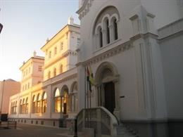 Facultad de Ciencias Económicas y Empresariales de Cádiz