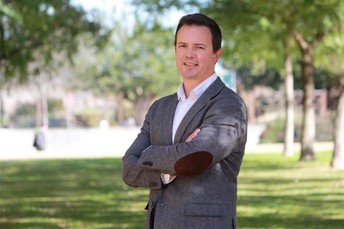 El profesor Víctor Bañuls.