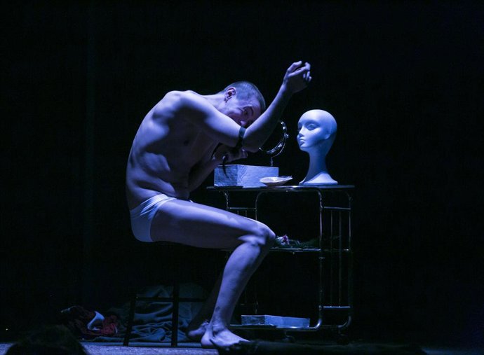 La Sala Russafa estrenará en Valncia el próximo 14 de enero 'Johnny Chico', "una emocionante pieza sobre la libertad y la aceptación personal".