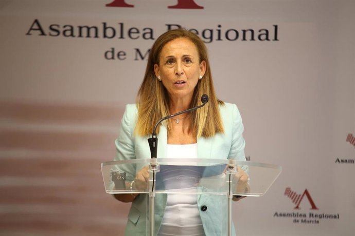 La diputada regional promotora de la iniciativa, Clara Valverde.