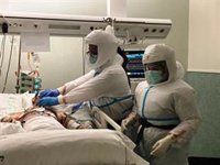 Andalucía suma 90 hospitalizados por Covid hasta 1.401 tras nueve días de subidas, con 245 en UCI, 16 más