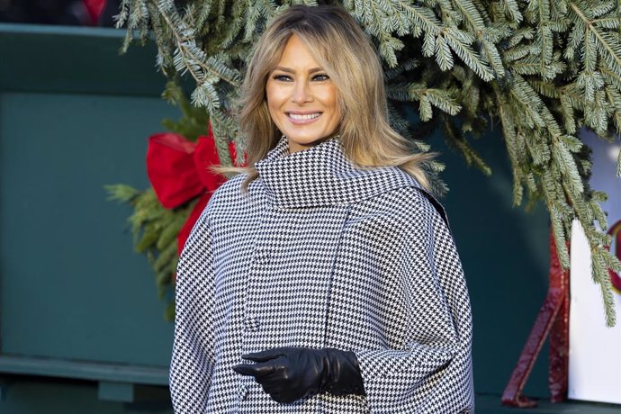 23 November 2020, US, Washington: USFirst Lady Melania Trump presents the official White House Christmas Tree. Photo: Michael Brochstein/ZUMA Wire/dpa