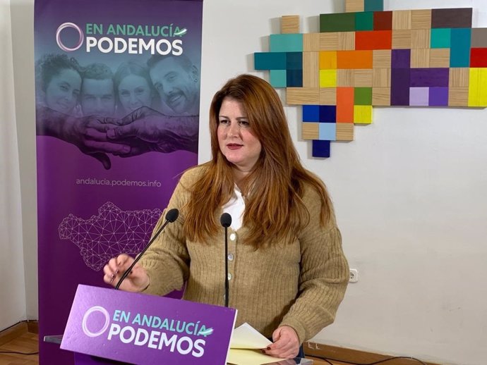 La coportavoz de Podemos Andalucía, Susana Serrano, en rueda de prensa.