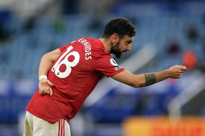 26 December 2020, England, Leicester: Manchester United's Bruno Fernandes celebrates scoring his side's second goal during the English Premier League soccer match between Leicester City and Manchester United at King Power Stadium. Photo: Carl Recine/PA 