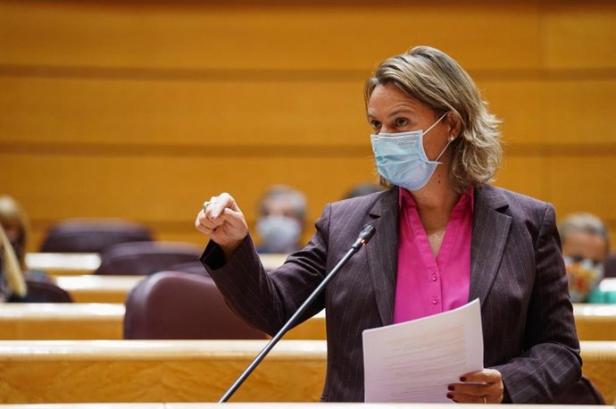 La senadora del Grupo Popular, María Salom.