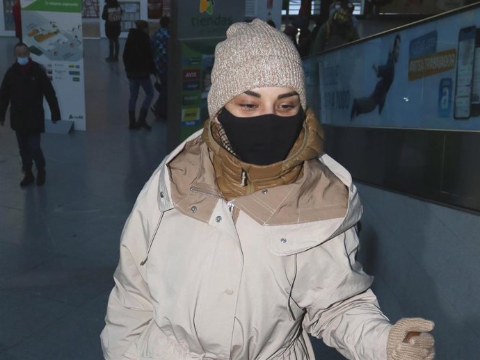 Chenoa llega a la estación de Atocha
