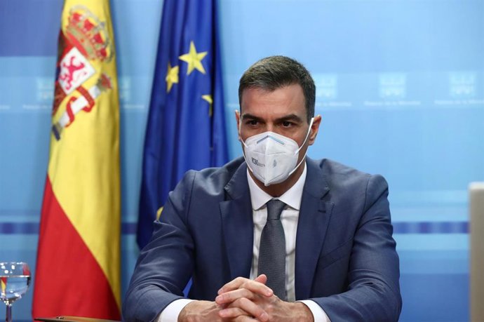El presidente del Gobierno, Pedro Sánchez, durante una nueva reunión con el CECOD, Comité Estatal de Coordinación y Dirección del sistema nacional de Protección Civil
