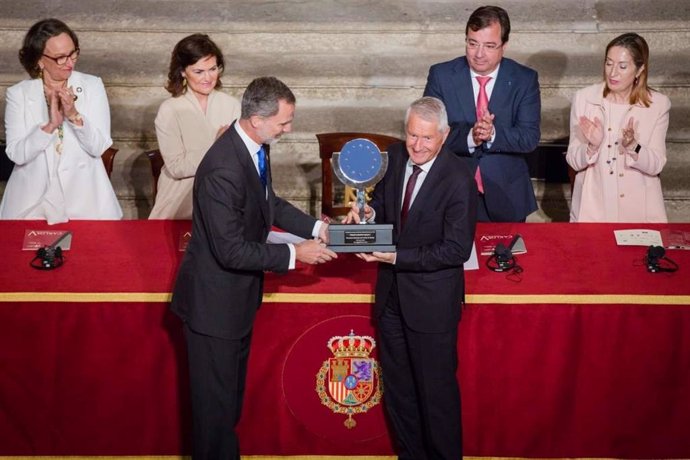 El Rey entrega el Premio Europeo Carlos V, en una imagen de archivo