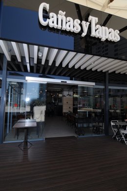 Cañas y Tapas (Zena Alsea) 