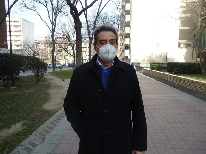 El portavoz de Vox en el Ayuntamiento de Zaragoza, Julio Calvo.