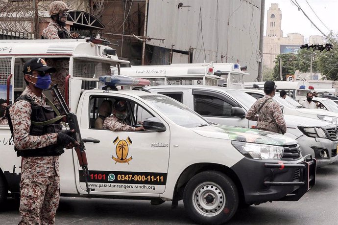 Imagen de archivo de unos agentes de la Policía de Pakistán desplegados en Karachi