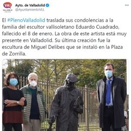 Mensaje del Ayuntamiento de Valladolid de condolencias por el fallecimiento del escultor Eduardo Cuadrado.