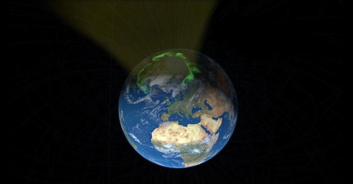 La energía del viento solar se concentra más sobre el polo norte