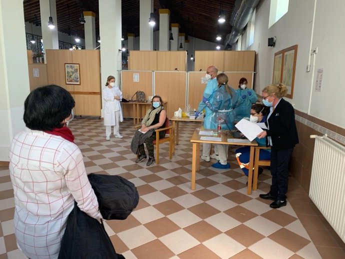 Vacunación contra el Covid en la Residencia de Mayores El Madrugador en El Puerto