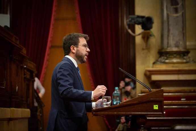 El vicepresidente de la Generalitat, Pere Aragons, en la diputación permanente del Parlament