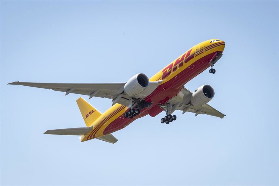 Avión DHL