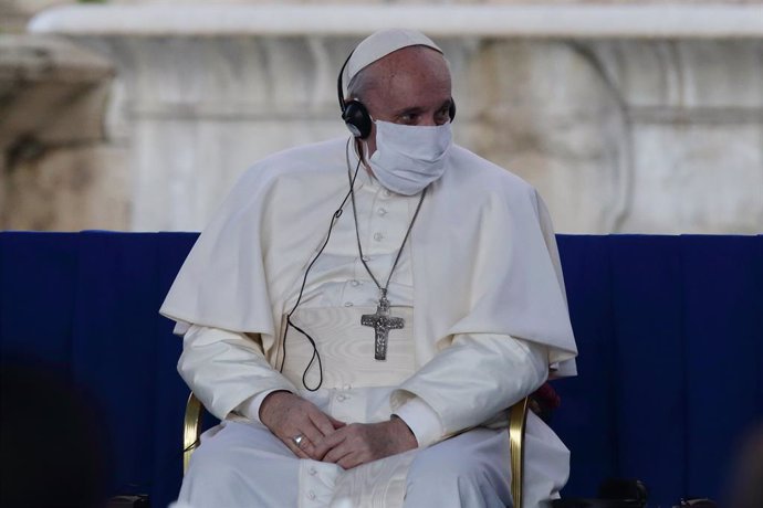 20 October 2020, Italy, Rome: Pope Francis participates in an interfaith event with representatives of other world religions at Campidoglio Square to commemorate victims of wars and of the coronavirus pandemic. Photo: Evandro Inetti/ZUMA Wire/dpa