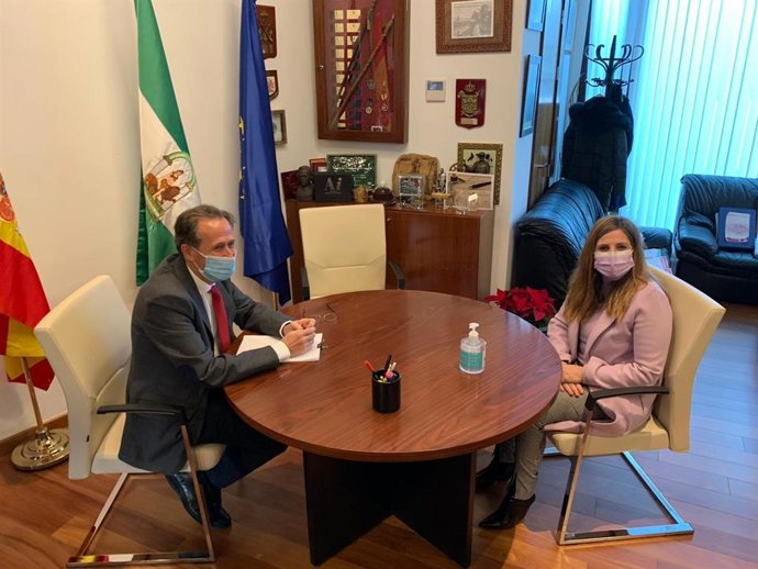 Irene García con José María Román